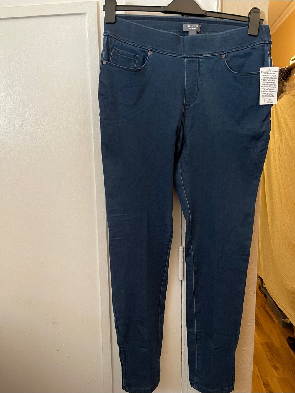 Martha Stewart Skinny Jeans in Dark Navy
